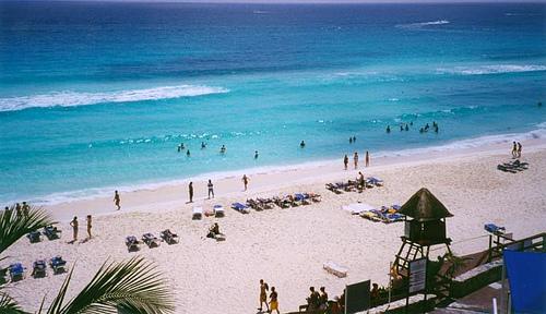 EU emite alerta de viaje para Riviera Maya por spring break 2023