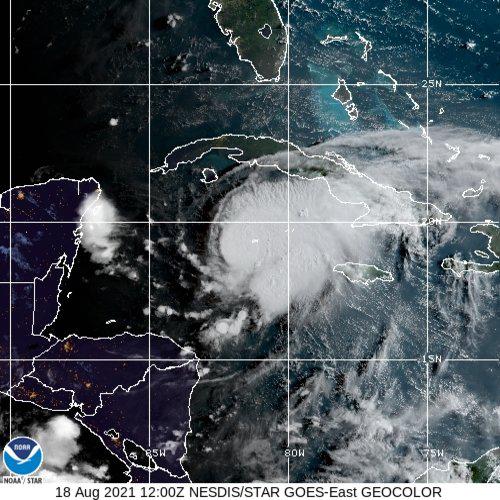 $!‘Grace’ se convierte en huracán categoría 1; se dirige a la Península de Yucatán