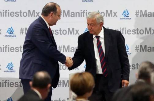 Gustavo de Hoyos Walther y Andrés Manuel López Obrador.