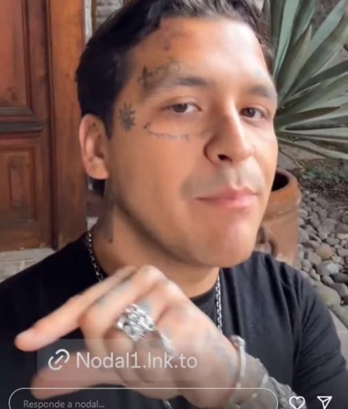 $!Realiza Christian Nodal nueva sesión para borrar sus tatuajes