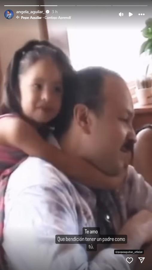 $!Ángela Aguilar, con su papá Pepe Aguilar.