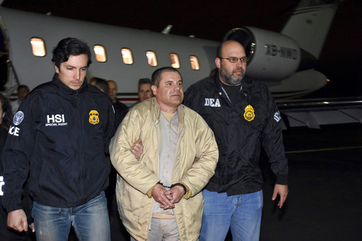 Controlan la TV de 'El Chapo': Abogados