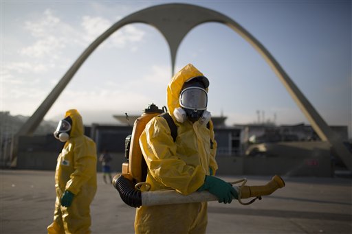 Critican la “guerra” contra zika en Brasil
