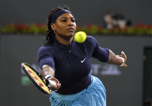 Serena avanza y Venus cae en su regreso a Indian Wells