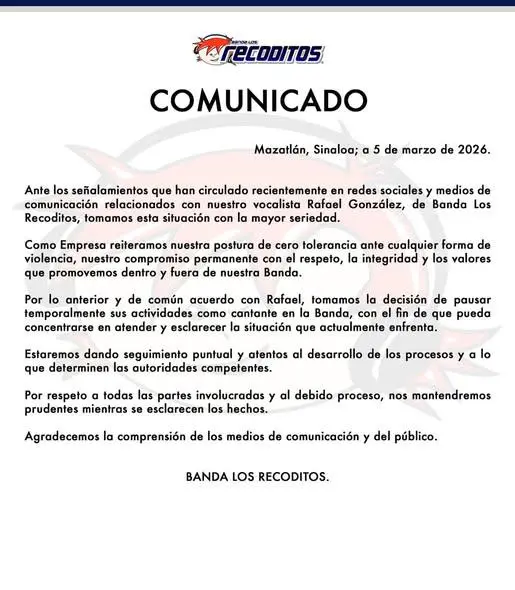 $!Pareja del vocalista Los Recoditos lo acusa de violencia; lo retiran de la banda mientras se investiga
