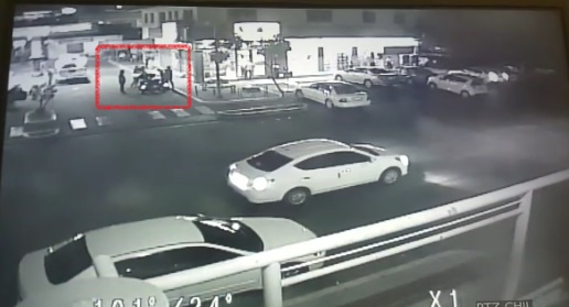 VIDEO: Y esto fue lo que realmente pasó ayer en una gasolinera del Tres Ríos en Culiacán...