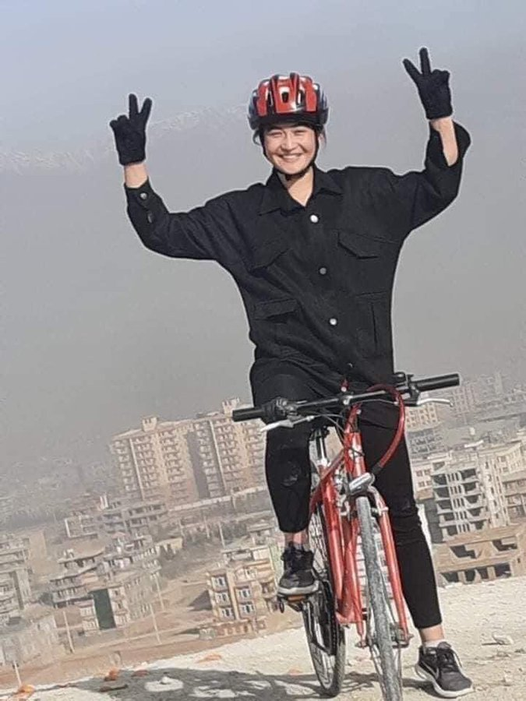 $!Una jugadora de voleibol de la selección afgana es decapitada por los talibanes