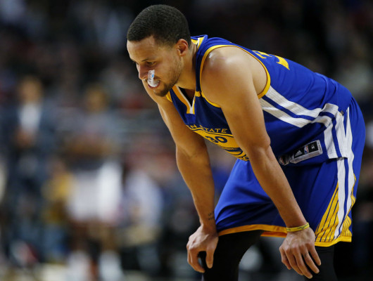Curry y Warriors, en inusitadas rachas negativas