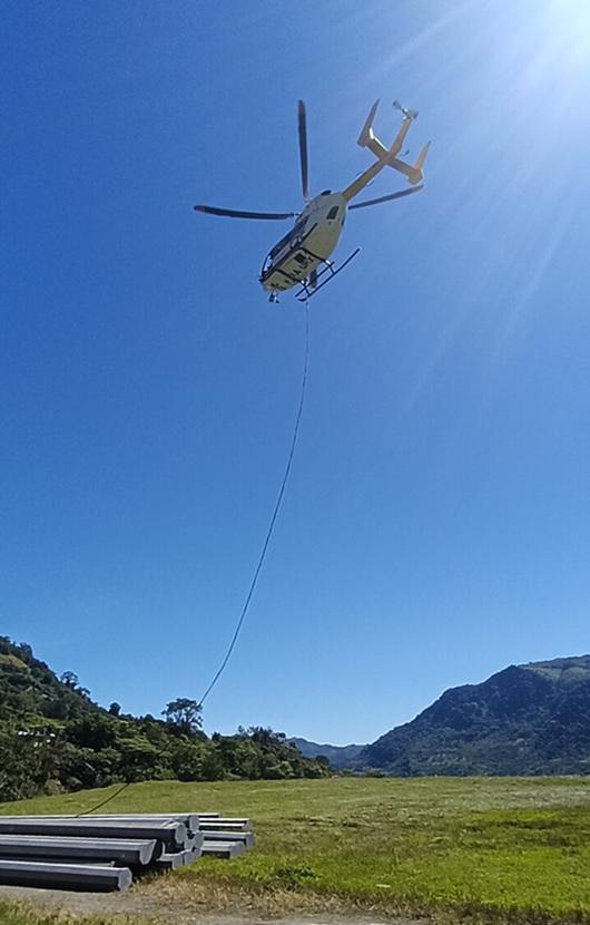 $!Restablece CFE suministro eléctrico en estados del oriente de México