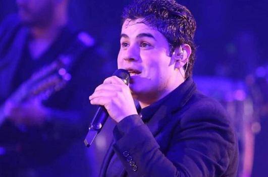 Alfredo Olivas reaparece y estrena el tema musical “Hoy te pierdo”, después del fallecimiento de su hermano.