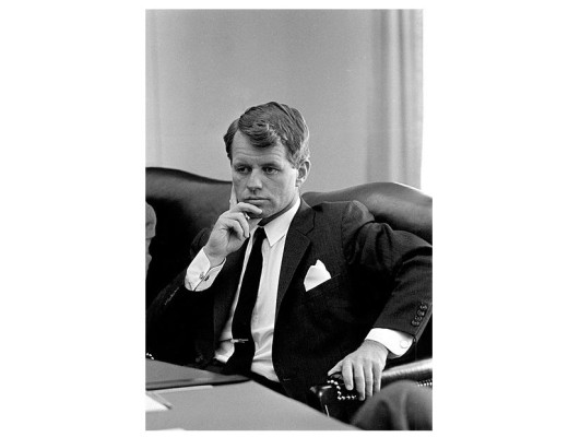 Desaparecieron a bordo de una canoa nieta y bisnieto de Robert F. Kennedy, son dados por muertos