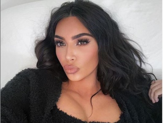 Kim Kardashian dona un millón de dólares a familias afectadas por el coronavirus