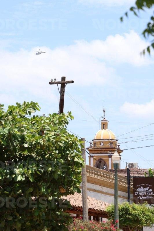 $!Ataque armado deja un muerto al norte de Mazatlán; helicópteros militares sobrevuelan área de El Quelite