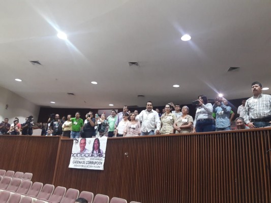 Entre gritos de ratas, aprueban 29 Diputados nueva deuda para Culiacán