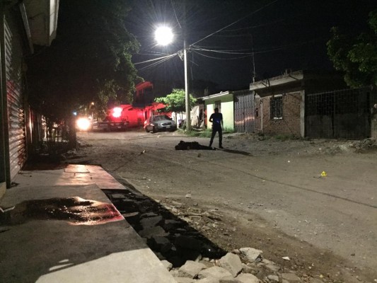 En Culiacán, asesinan a balazos a joven