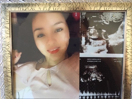 'Díganle a mis hijos que los amo'. Karla murió de Covid-19 con 7 meses de embarazo; su madre acusa negligencia