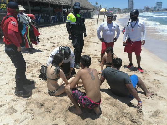 Acelera regreso a la normalidad los rescates en playas de Mazatlán
