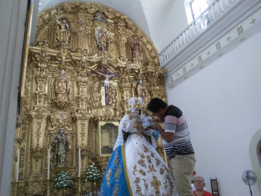 Rosario invita a las fiestas de la Virgen
