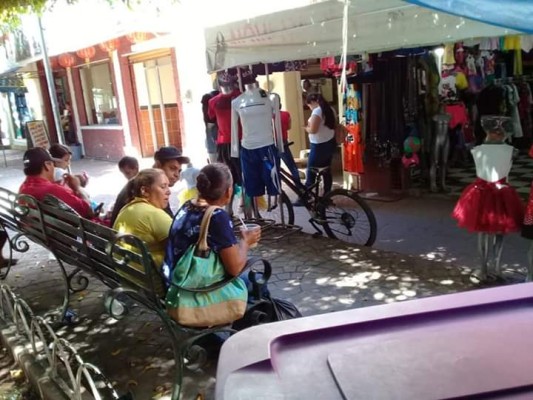 Locatarios del mercado municipal de Rosario se ven afectados por Covid-19