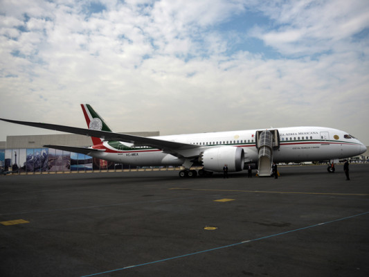 Peña viaja a Sonora en inicio de operaciones de avión presidencial