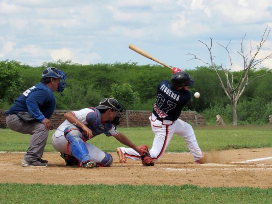 Buenos duelos se celebraron en la jornada.