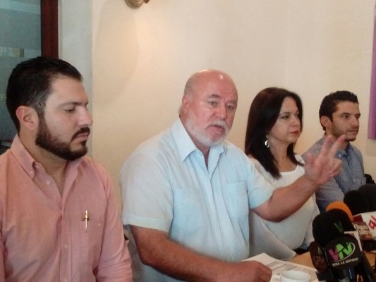 Actualiza Manuel Clouthier su declaración 3de3