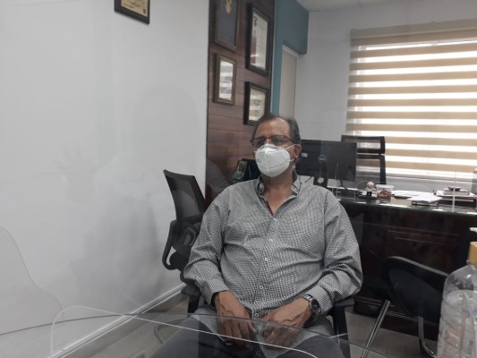 Bares en Mazatlán cumplen con protocolos tras reapertura, asegura Oficial Mayor del Ayuntamiento