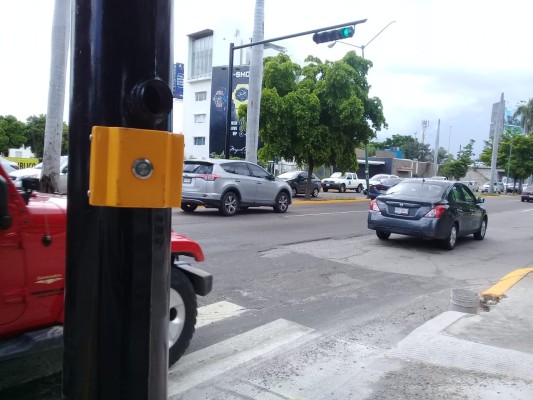 En Culiacán, terminado semáforo inteligente en el Paseo Niños Héroes