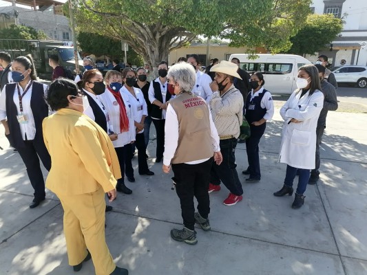 El personal del Centro de Salud de Rosario protesta y exige vacunas contra el Covid-19