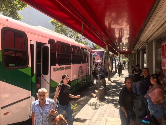 Por contingencia sanitaria opera solo el 50% del transporte público en Sinaloa