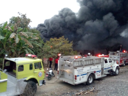 Se incendia una vivienda en la invasión el Palmito, en Mazatlán