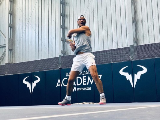 El tenista español Rafael Nadal volverá a estar presente en París, ahora para competir en el Masters 1000. (Twitter @RafaelNadal)