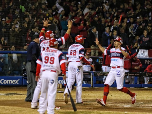 La ofensiva cachanilla se desata.