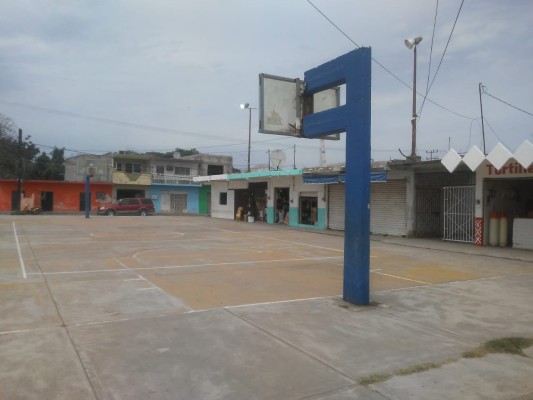 En Rosario, síndico de Agua Verde pide techumbre para cancha de basquetbol