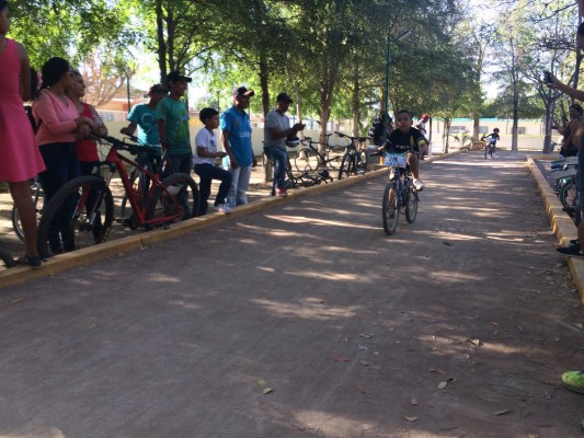 Los jovencitos pasaron un sano y divertido rato.