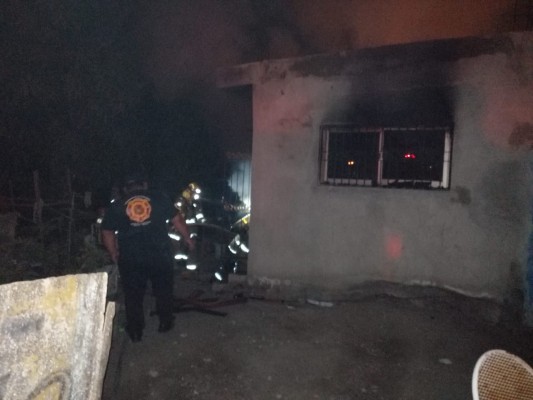Se incendia una casa en Mazatlán