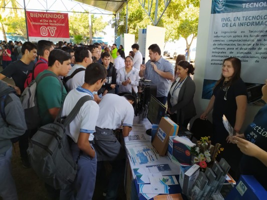 Realizan en la Upsin Día de la Orientación Vocacional