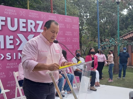 Juan Ernesto Millán Pietsch rinde protesta como dirigente estatal del partido Fuerza México