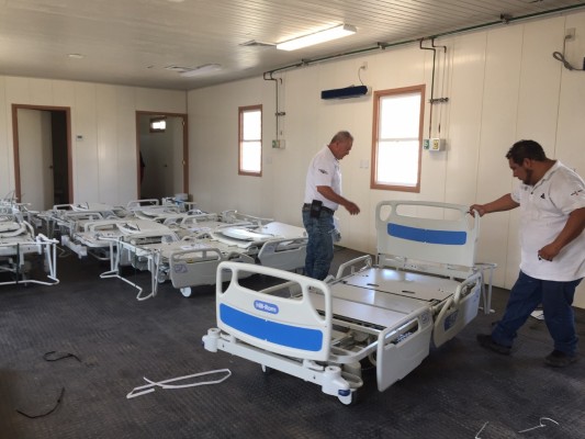 Llegan camas y monitores para área Covid de Hospital General de Guasave