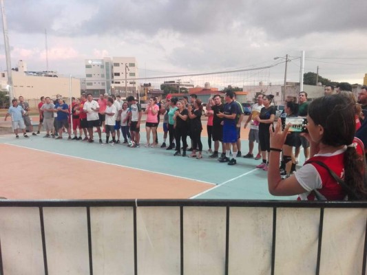 Ponen en marcha Liga Burócrata Mixta Federal de Voleibol