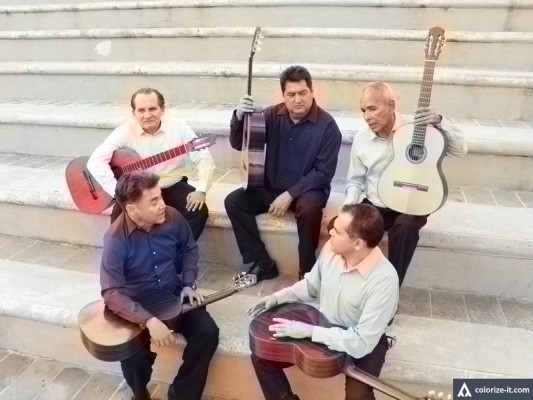 El Quinteto de Guitarras Orabá.