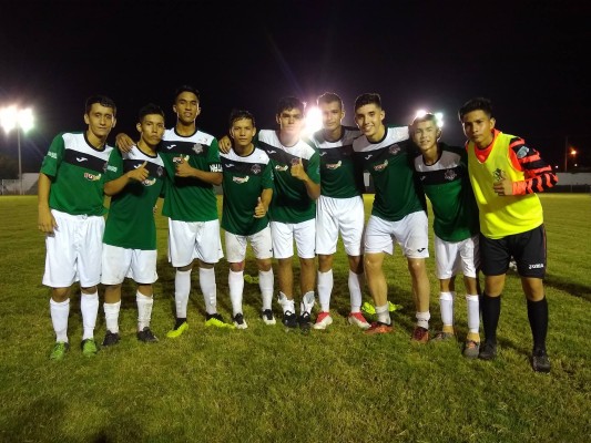 Camaroneros de Escuinapa logra su cuarta victoria de la campaña.