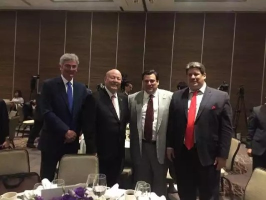 Arturo Olivé y Guerra Liera coincidieron en la celebración del Día Internacional del Deporte.