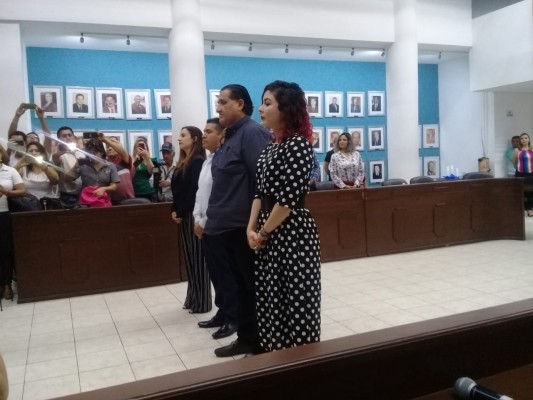 Alcalde de Mazatlán oficializa cuatro enroques en su gabinete
