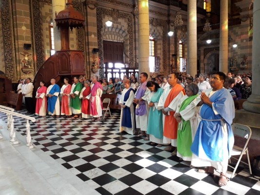 Recuerdan en Catedral de Mazatlán el gesto de humildad antes de la Última Cena
