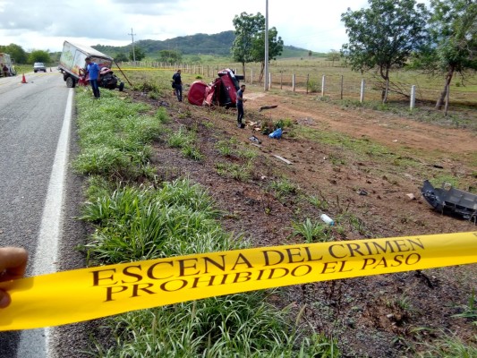 Mueren tres hombres en choque carretero en El Huajote, Concordia