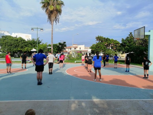 La actividad de la Escuela de Baloncesto Pefobas ya está de regreso.