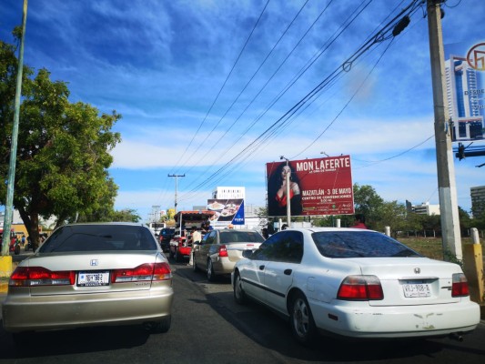 En Mazatlán, cierran paseo costero por desfile de la Semana de la Moto