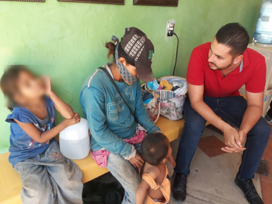 RESCATE: Protege DIF Escuinapa a familia de tepehuanos