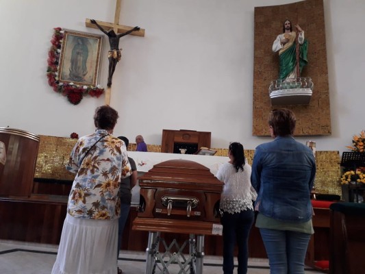 Comienza la leyenda: bendicen camino de El Buto a la vida eterna